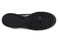 Big Nike Low Sneaker