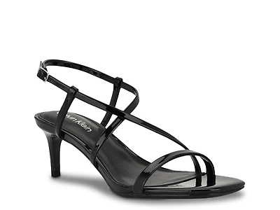 Ishaya Sandal