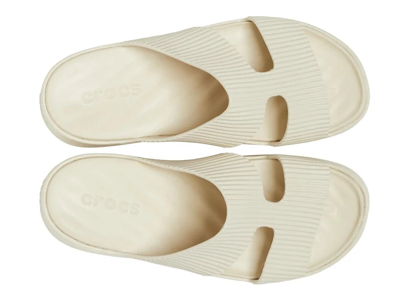 Getaway Groove Platform Sandal