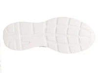 Wedelilya Slip-On Sneaker