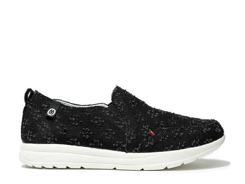 Expanse Slip-On