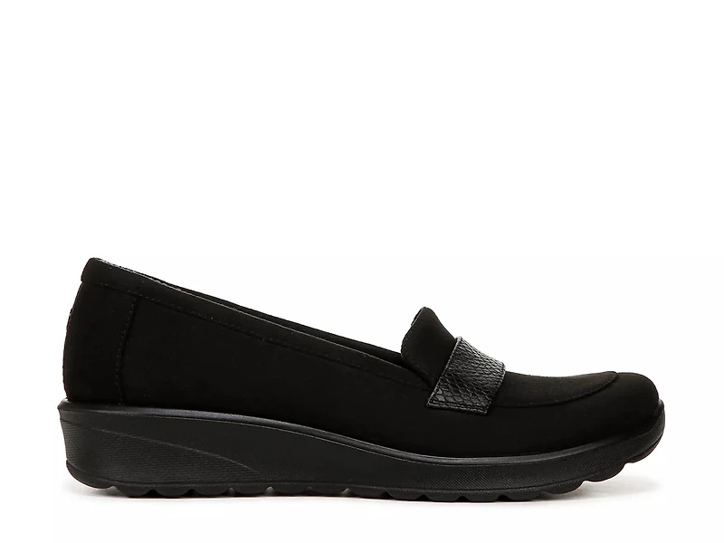 Gamma Wedge Slip-On