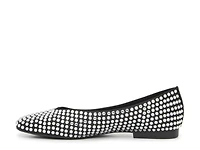 Delphine Flat