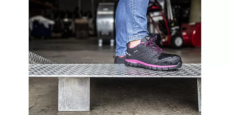 Sublite Cushion Composite Toe Work Sneaker