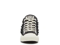 Chuck Taylor Madison Sneaker - Women's