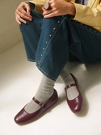 Wexley Jane Mary Flat