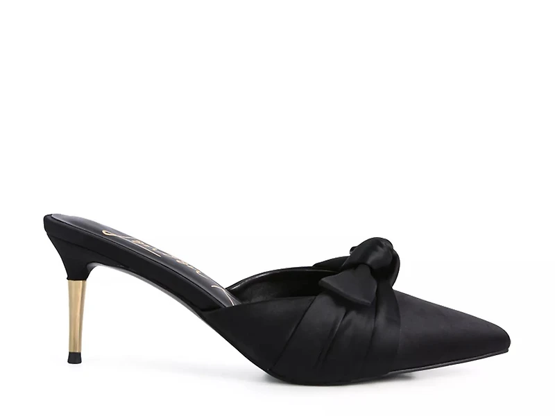 Queenie Pump