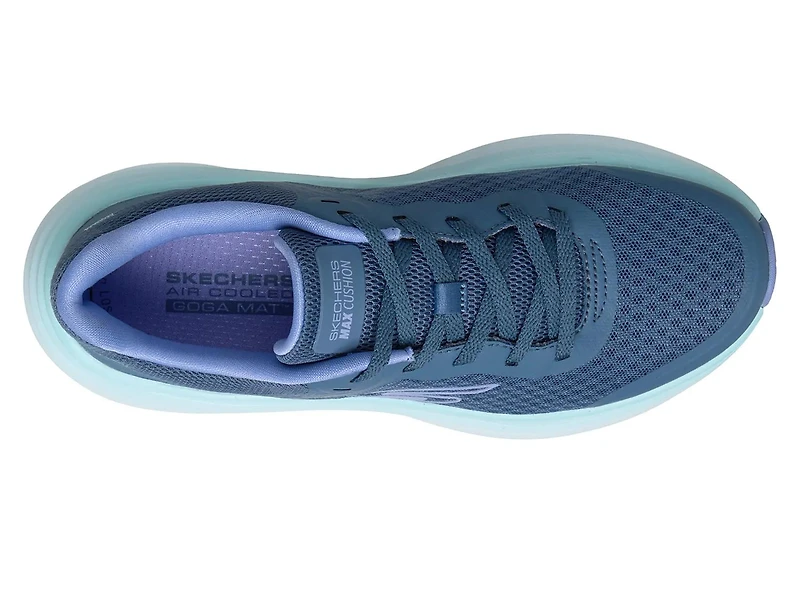 Max Cushioning Endeavour Sneaker