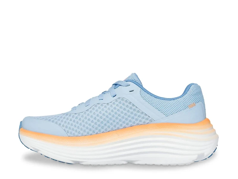 Max Cushioning Endeavour Sneaker