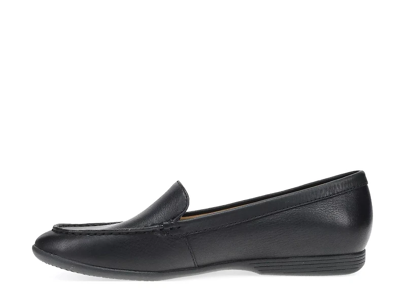 Lorri Loafer