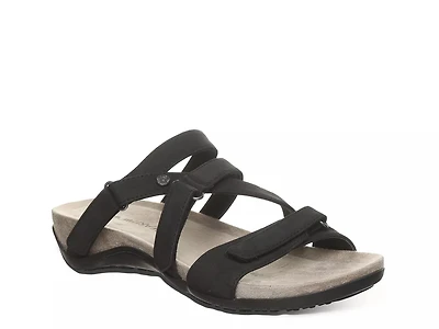 Acacia Sandal