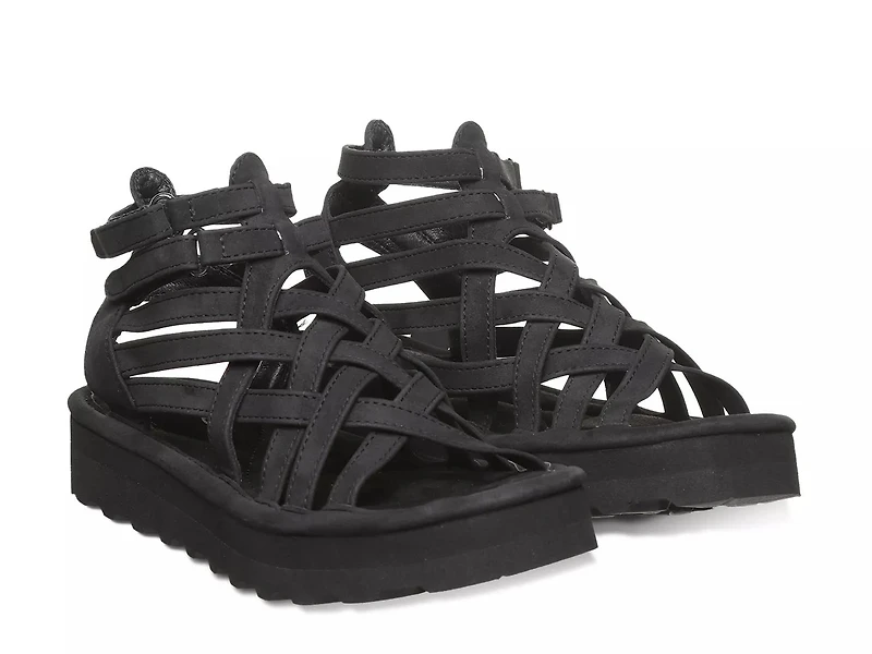 Prominence Sandal