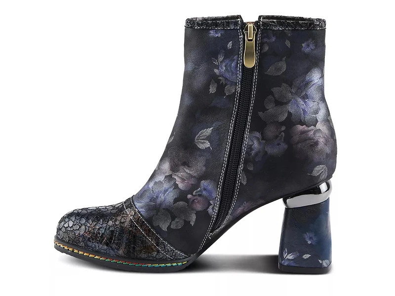 Carre Bootie