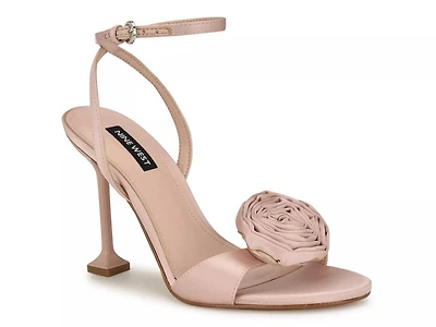 Neve Sandal
