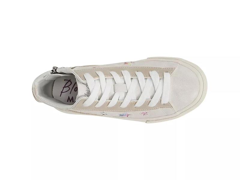 Vesa High-Top Sneaker