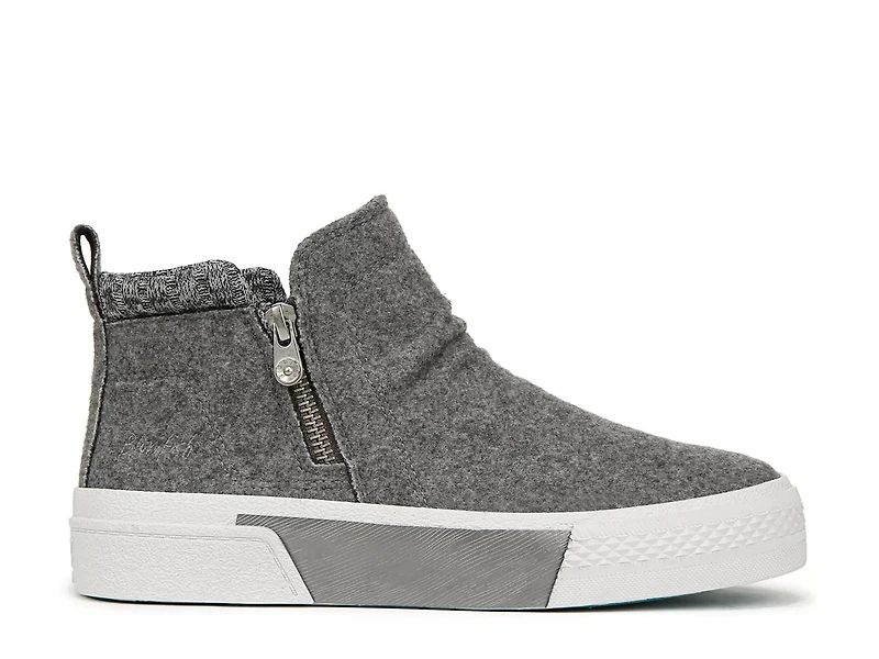 Walkabout High-Top Sneaker