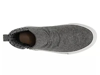 Walkabout High-Top Sneaker