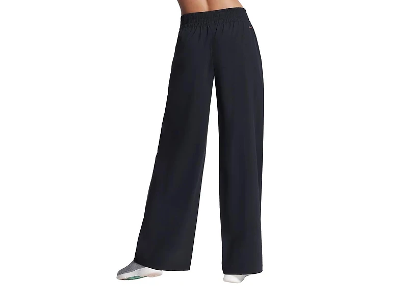 Slip-In GoWalk Women's Everywhere Pants