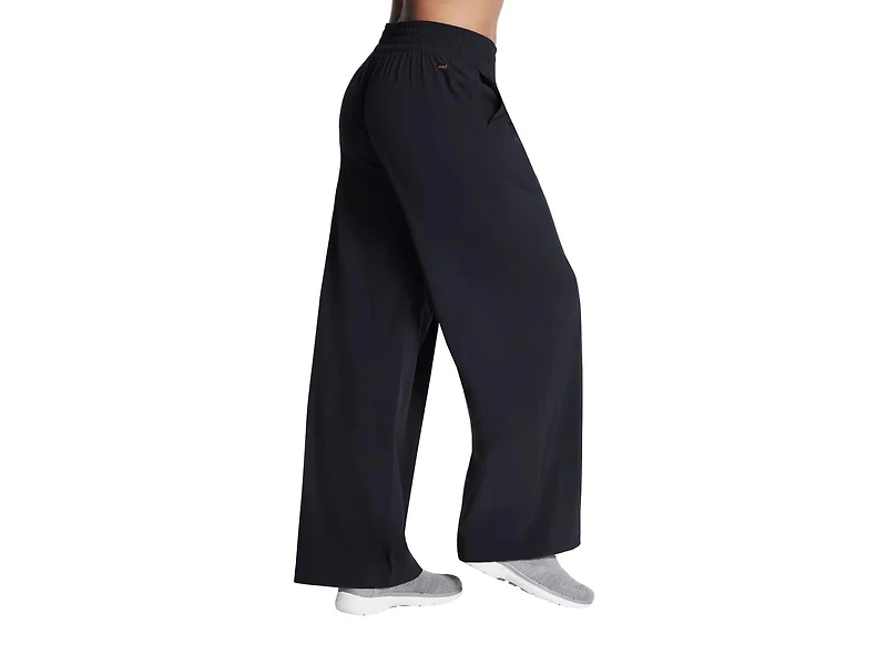 Slip-In GoWalk Women's Everywhere Pants