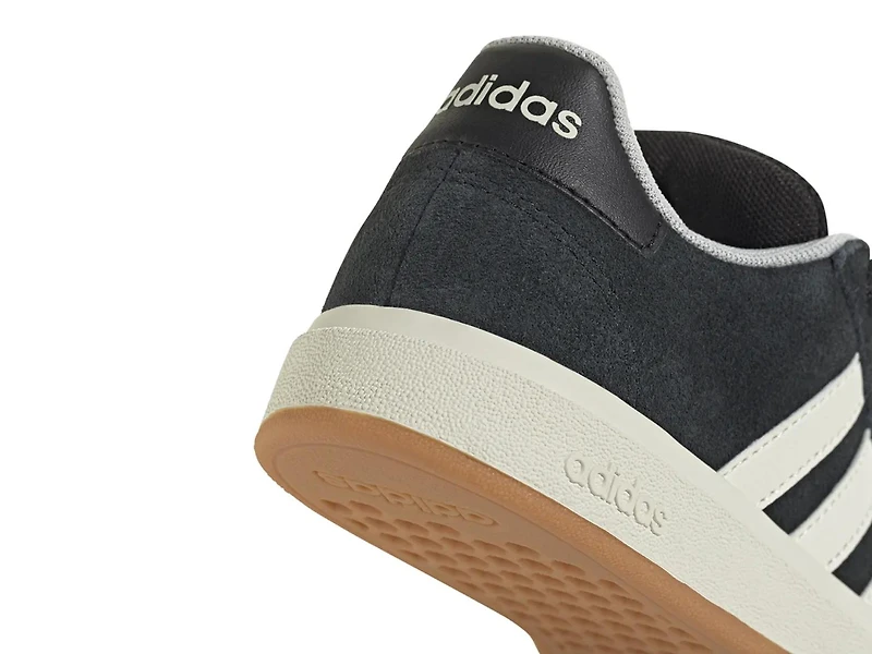 Grand Court '00s Sneaker