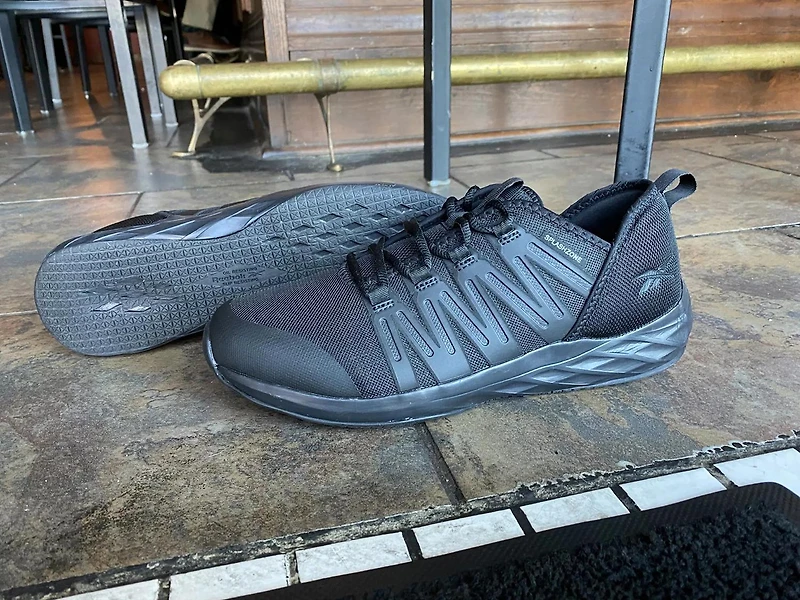 Astroride Soft Toe Work Shoe - Men's