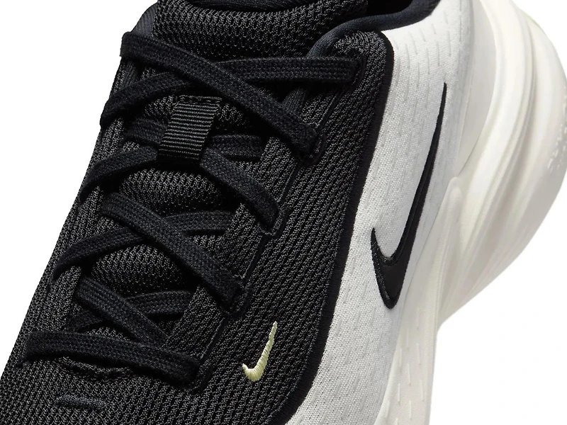 Uplift SC Sneaker - Women's