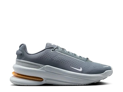 Air Zoom Upturn Running Shoe