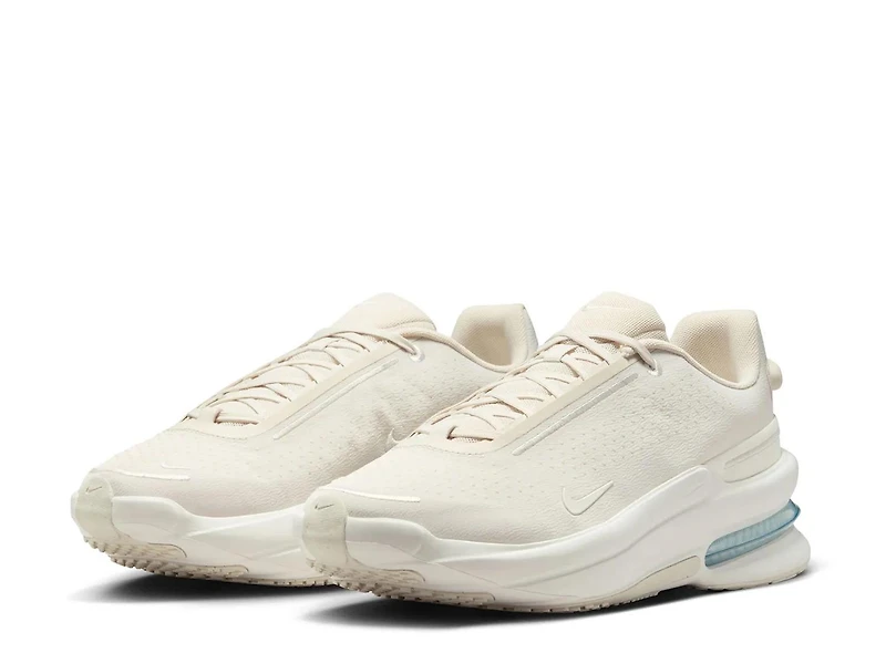 Air Zoom Upturn Running Shoe