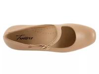 Desna Mary Jane Pump