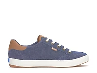 Center III Sneaker