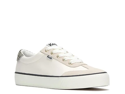 Jumpkick T-Toe Sneaker - Women's