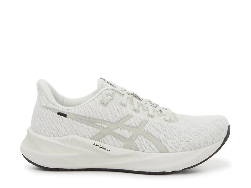Versablast 4 Running Shoe - Men's