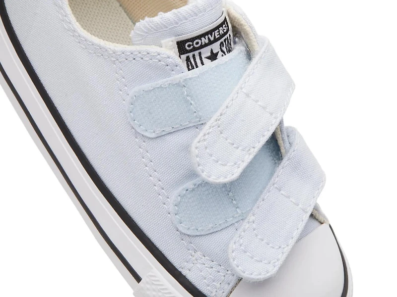 Chuck Taylor All Star Sneaker - Kids'