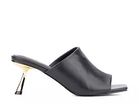 Idina Sandal