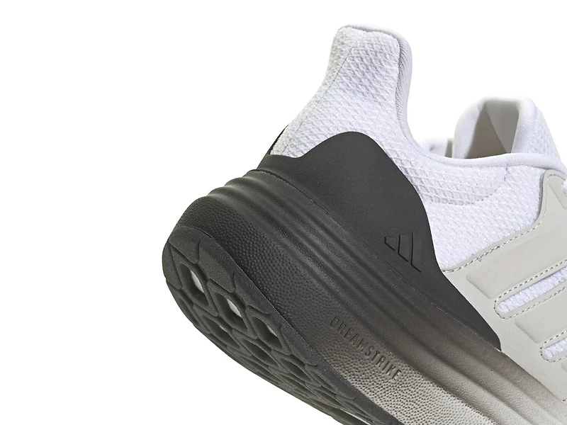 Ultradream Bold Sneaker - Women's