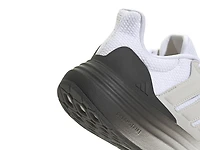 Ultradream Bold Sneaker - Women's