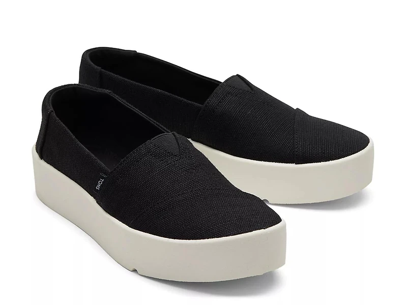 Verona Slip-On Sneaker
