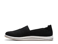 Breeze Vibe Slip-On Sneaker
