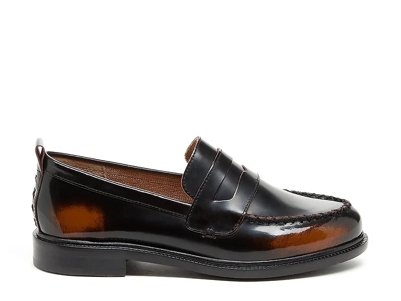 Lens Loafer