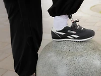 Classic AZ Sneaker