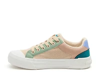 Cheery Sneaker
