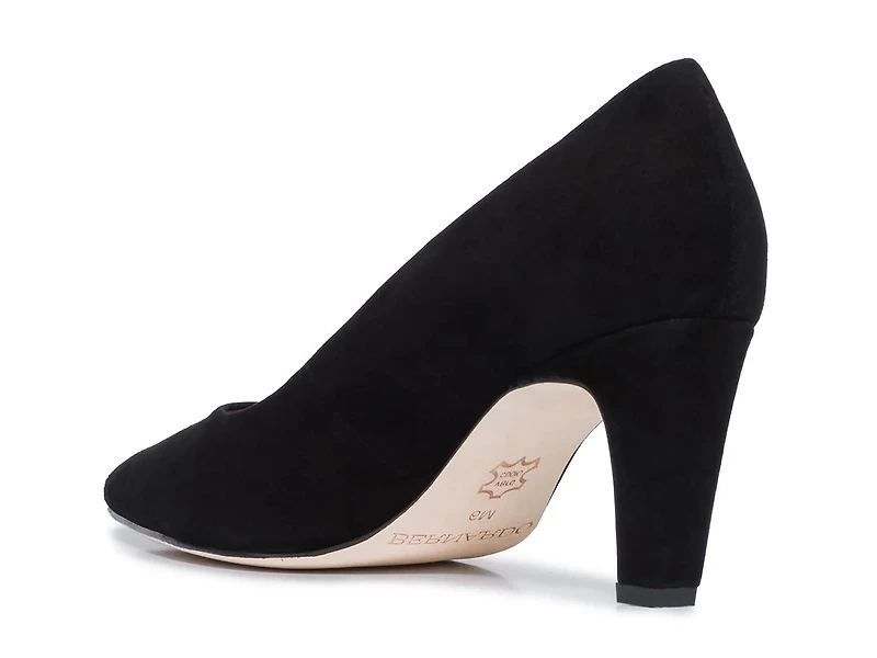 Giselle Pump