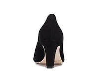 Giselle Pump
