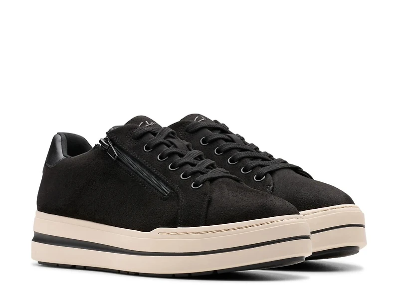 Audreigh Sky Sneaker