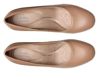 Olivette Pearl Wedge Pump