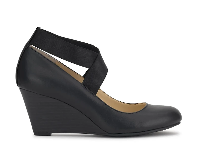Saedra Wedge Pump