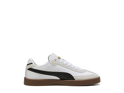 Club II Era Sneaker