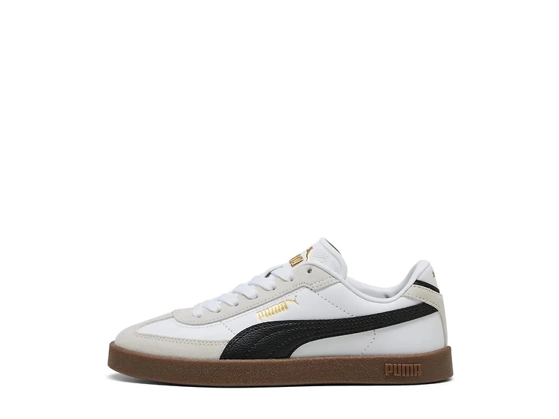 Club II Era Sneaker