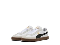 Club II Era Sneaker