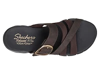 Relaxed Fit: Easy Going Perfect Company Sandal